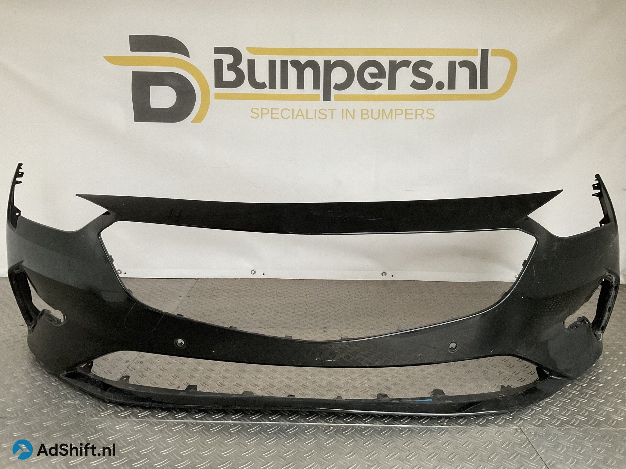 Bumper Opel Insignia Facelift 551004542 Voorbumper B9-17150z, Auto-onderdelen, Bumper