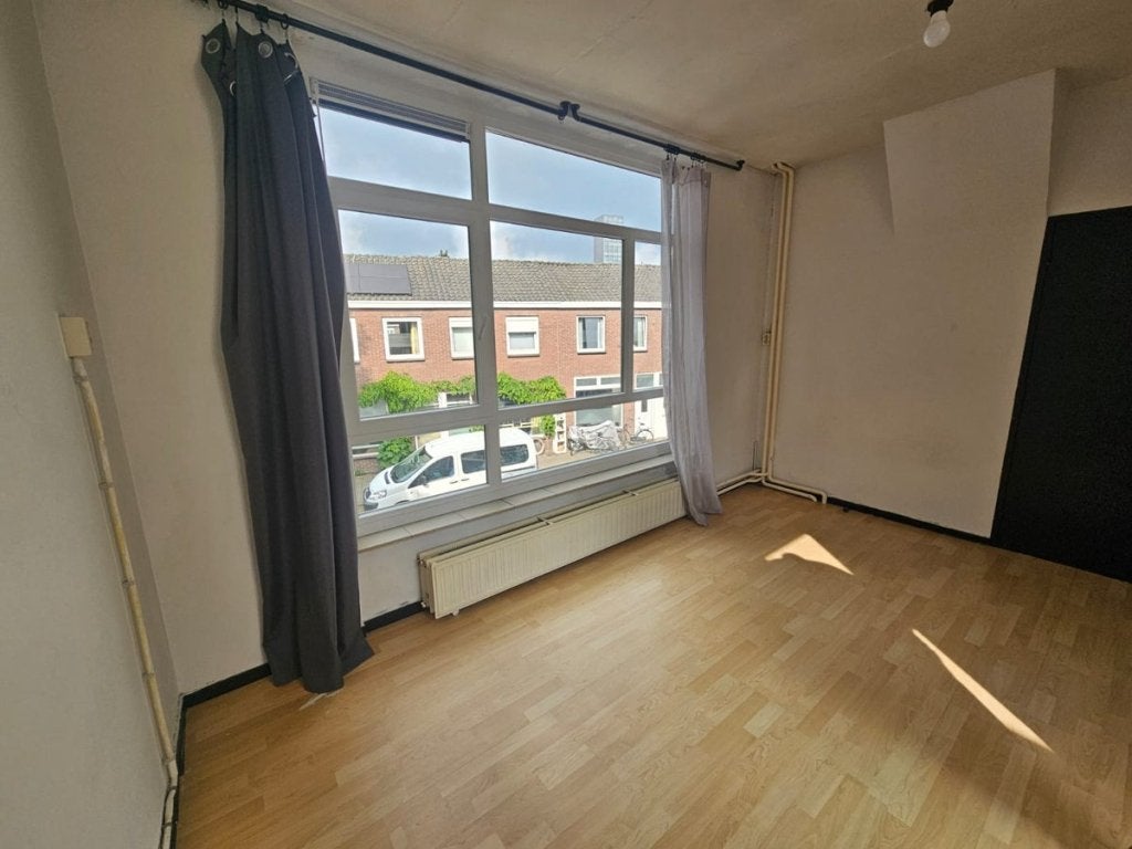NIEUW! Woonruimte te huur Lindenstraat, Tilburg