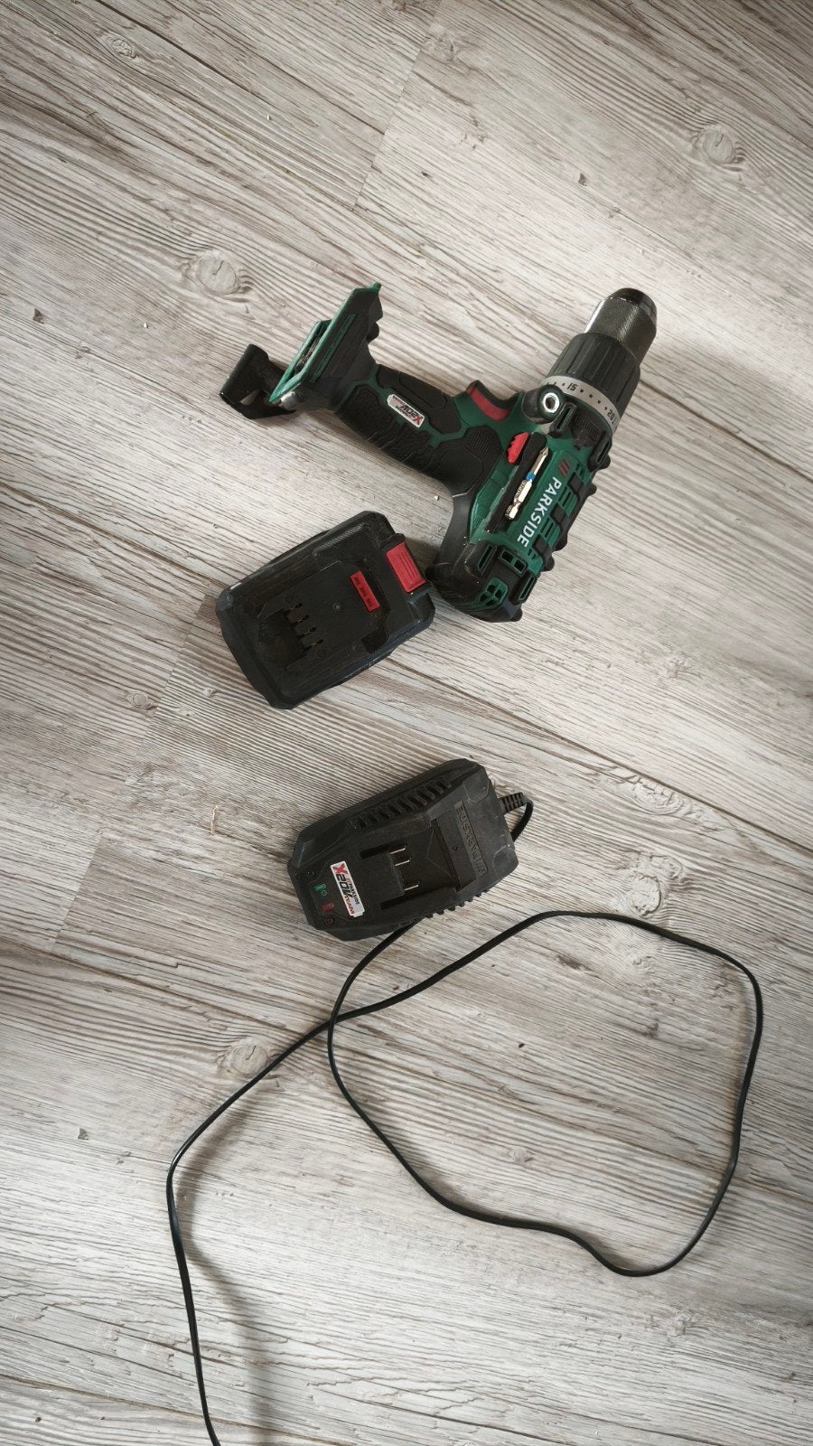 Parkside Accu klopboormachine+oplader en baterij, Ophalen of Verzenden, Zo goed als nieuw, Boor- en Schroefmachine