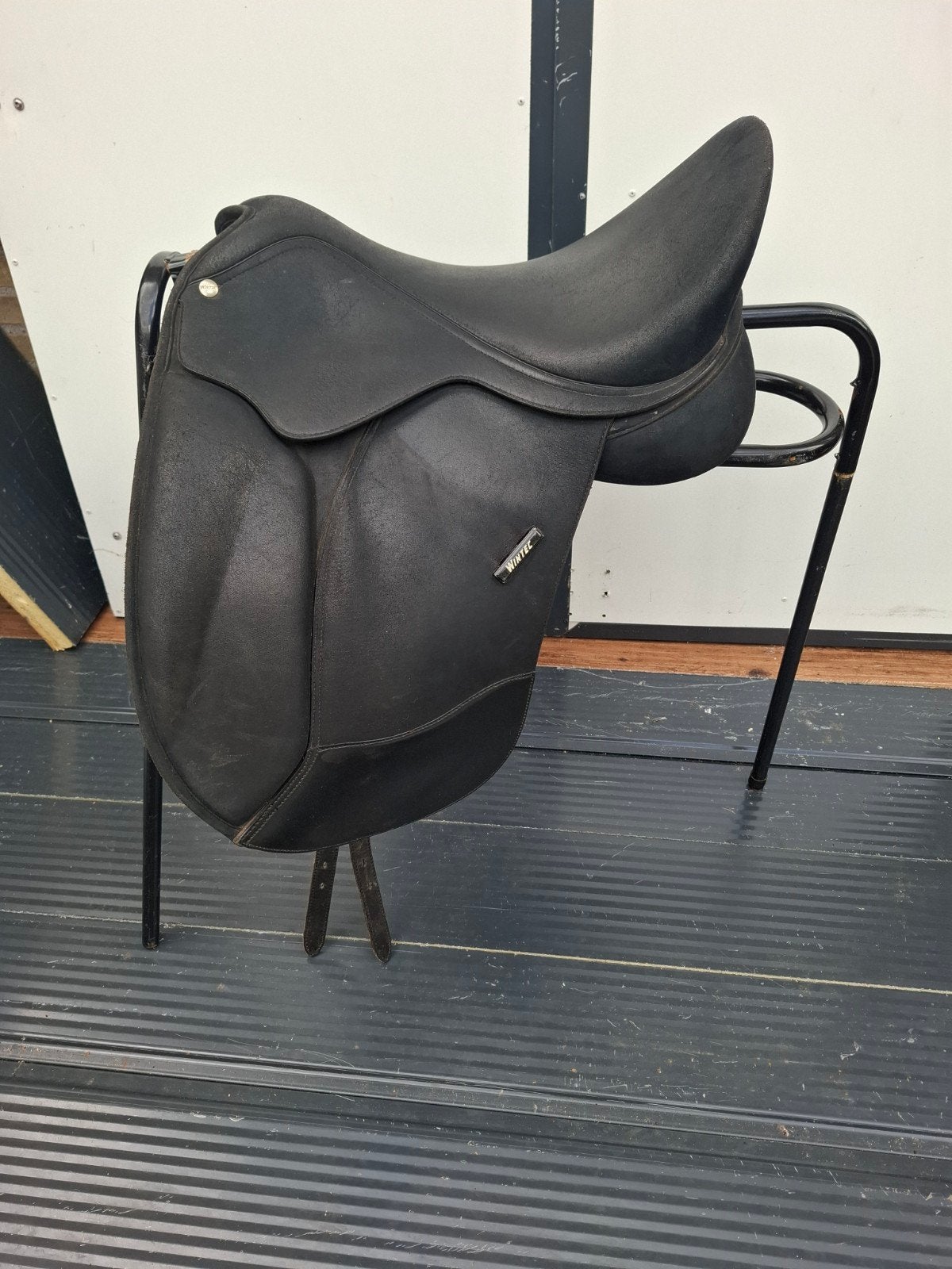 wintec pro dressuur 16.5, Dieren en Toebehoren, Dressuur, Ophalen of Verzenden, Zo goed als nieuw