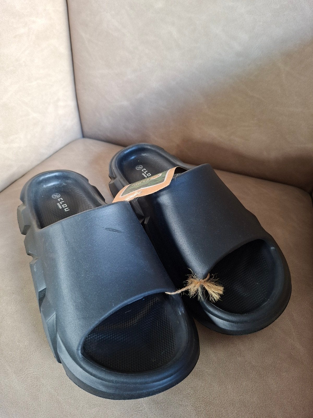 Nieuwe Clou Shoes Slippers Maat 46/47, Clou Shoes, Zwart, Nieuw, Ophalen of Verzenden