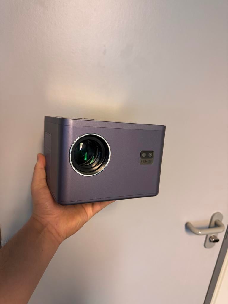 Yezmer Mini Beamer - Compacte en Draagbare Projector, Audio, Tv en Foto, Beamers, Ophalen, Zo goed als nieuw, LED, Overige resoluties