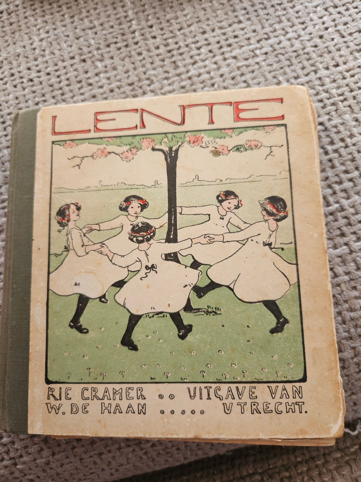 Lente - Rie Cramer (ca. 1920) - Kinderboek, Ophalen of Verzenden, Gelezen, Rie Cramer