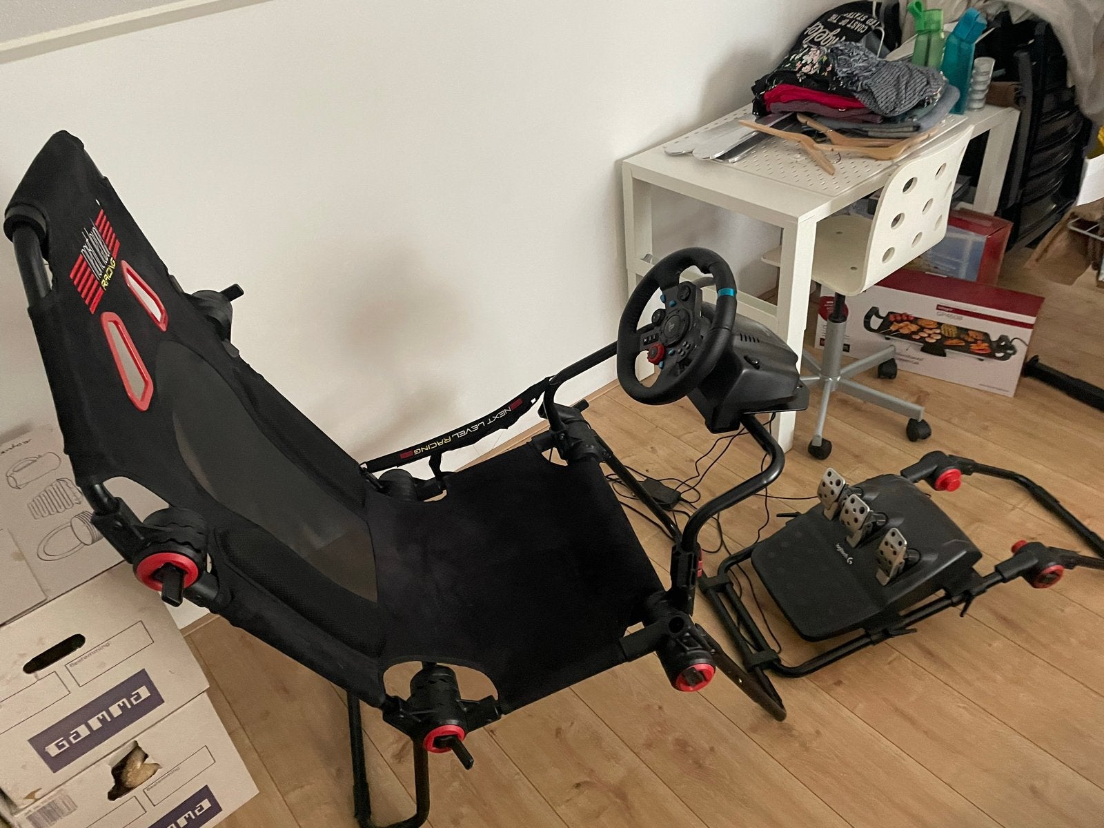 Next Level Racing stoel met Logitech racestuur, Spelcomputers en Games, Ophalen of Verzenden, Gebruikt, Playseat of Racestoel