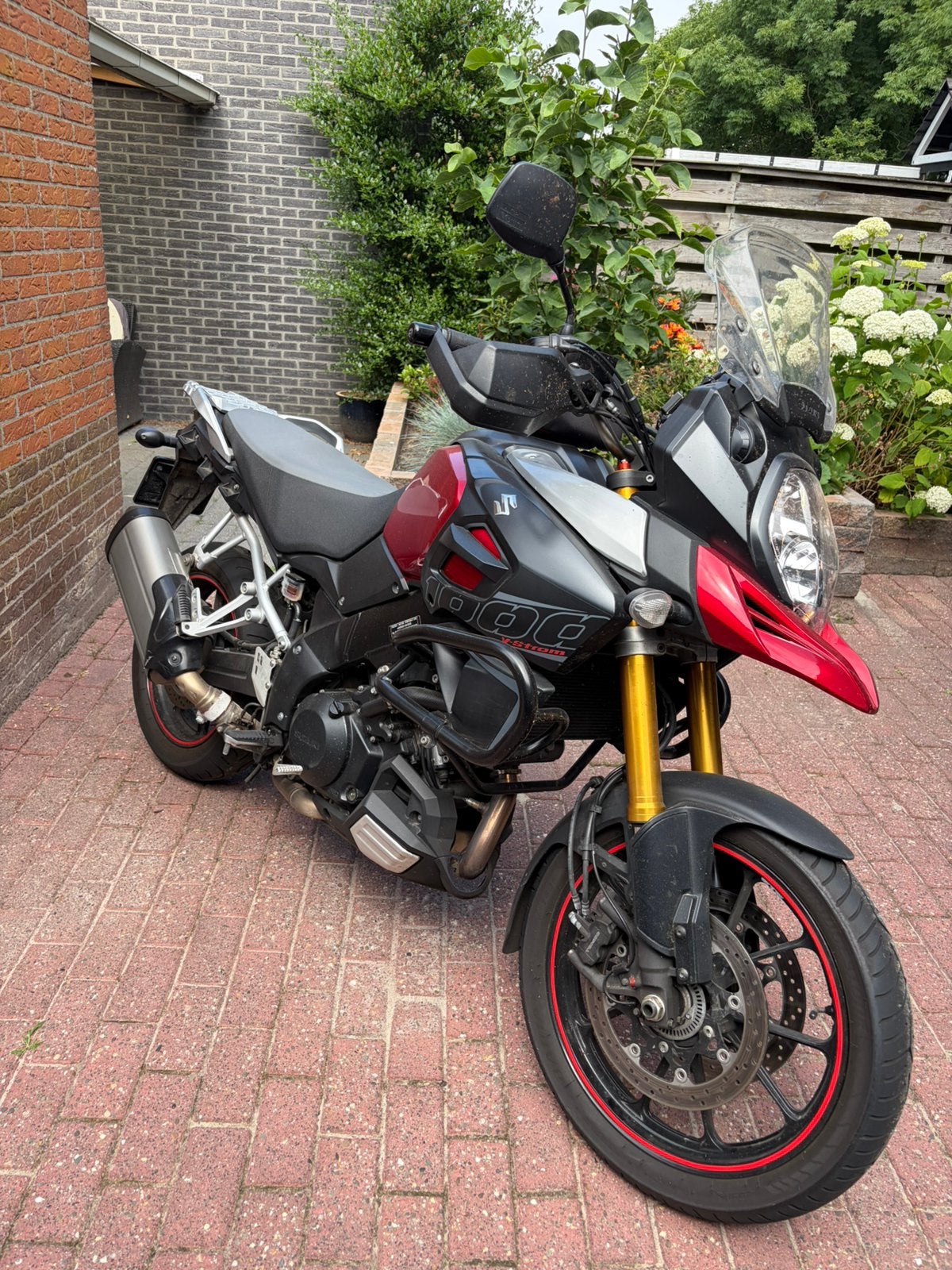 Suzuki vstrom 1000 2013, Motoren, Motoren | Triumph, 2 cilinders, Gebruikt, Particulier, Toermotor