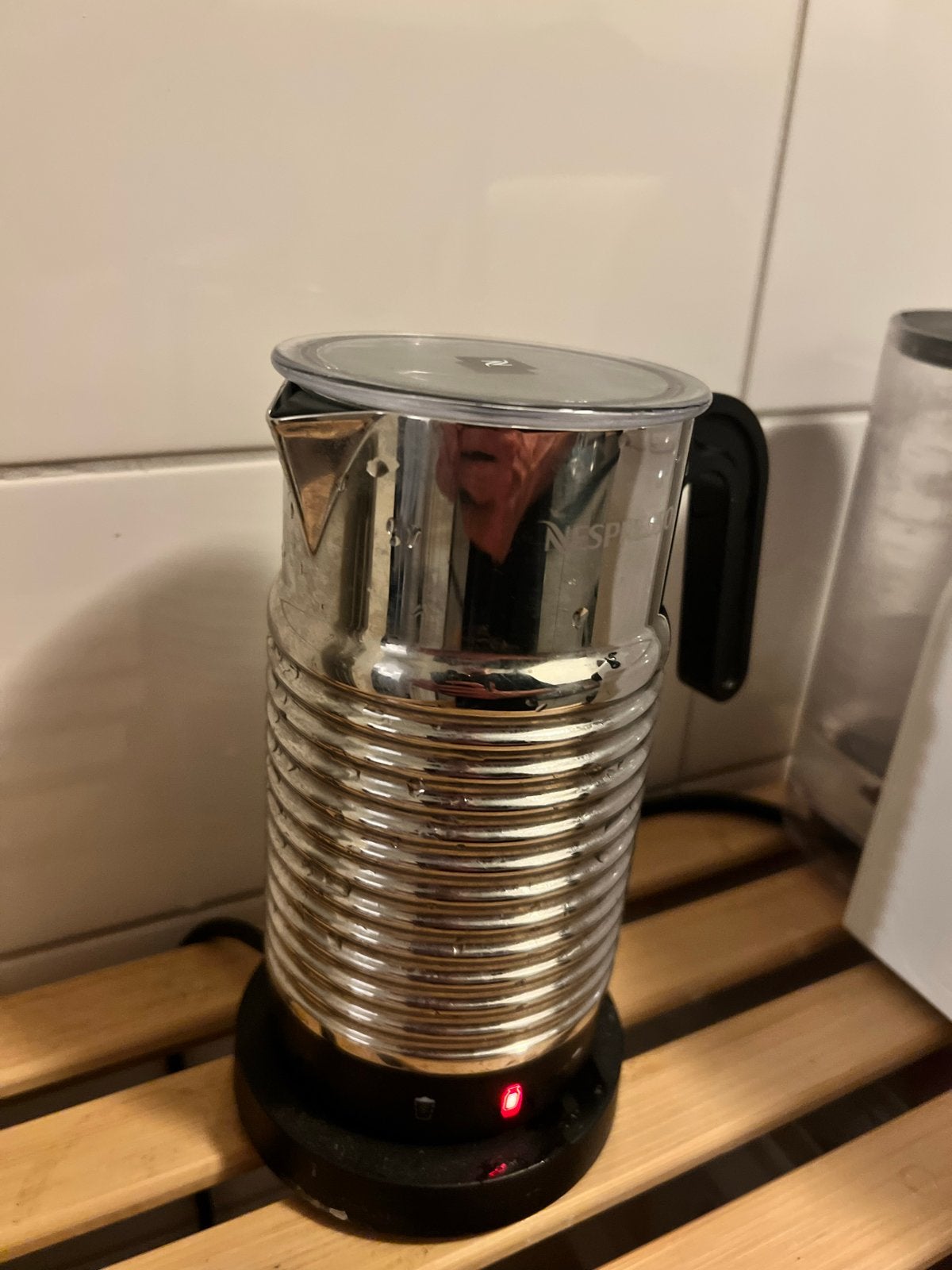 Nespresso Aeroccino 3 Melkopschuimer, Ophalen of Verzenden, Gebruikt, Elektrische melkopschuimer