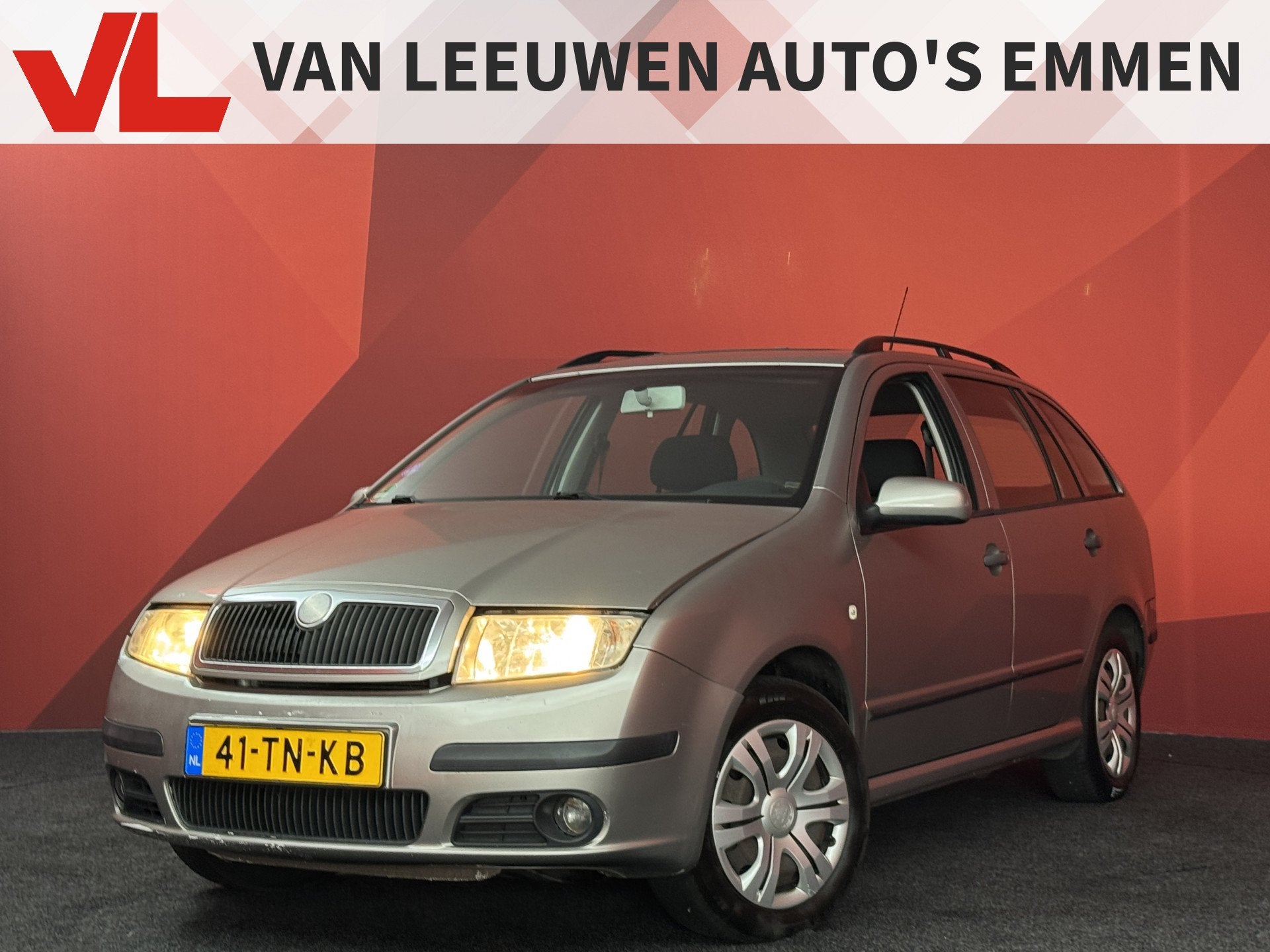Skoda Fabia Combi 2.0 Elegance | LPG | APK 16-07-2027 | Trek, Auto's, Skoda, Stof, Gebruikt, Zwart, 4 cilinders