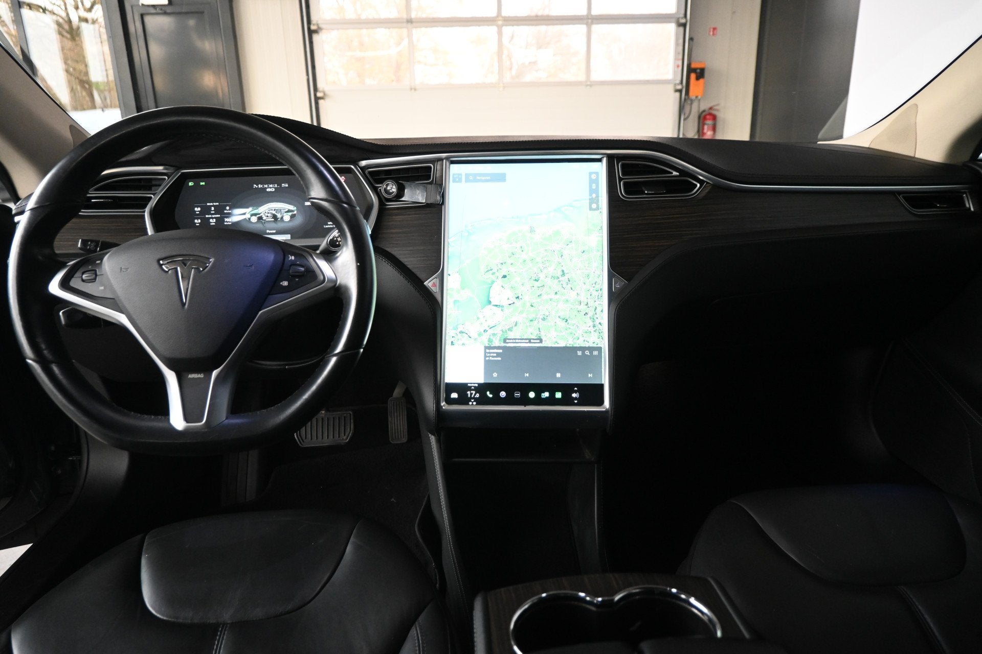 Tesla Model S 60 Base Automaat Clima Panoramadak FREE SUPERC, Auto's, Tesla, Achterwielaandrijving, Gebruikt, Beige, Automatische klimaatregeling