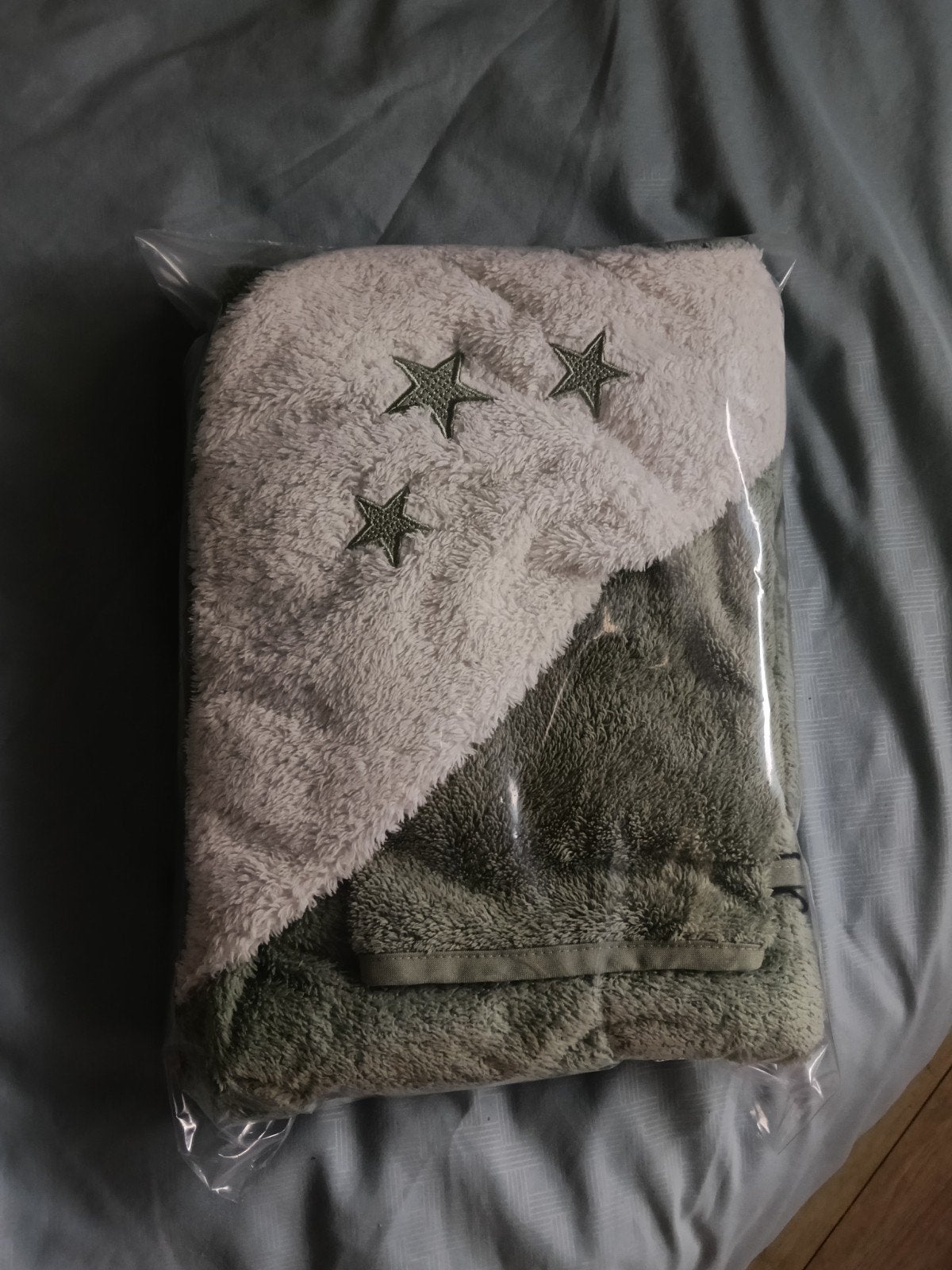 Optidee Pluche Baby Handdoek met Washand - Zo goed als nieuw, Ophalen of Verzenden