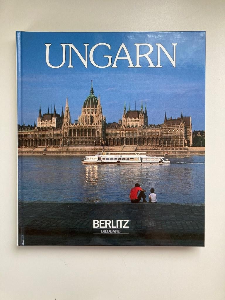 Hongarije, Ophalen of Verzenden, Europa, Reisgids of -boek, Overige merken