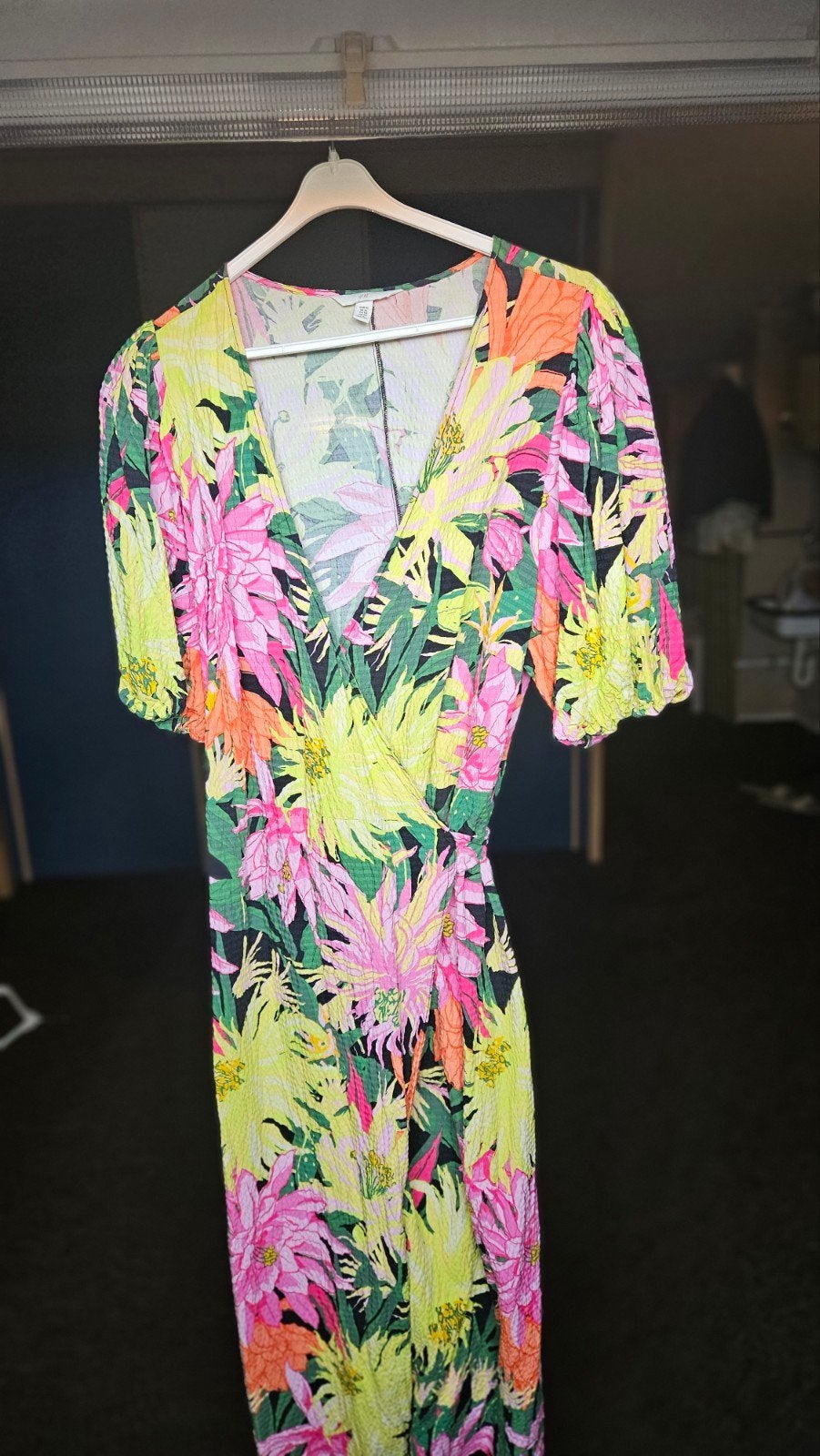 H&M fleurige overslag jurk xl, H&M, Meerkleurig, Maat 46/48 (XL) of groter, Ophalen of Verzenden