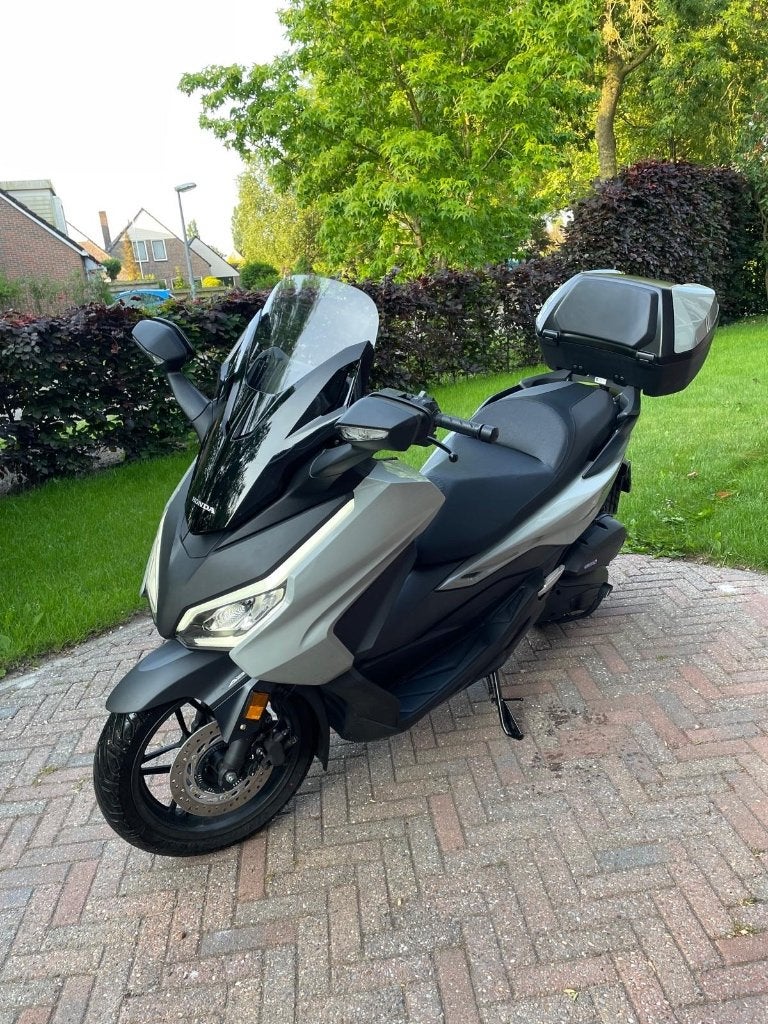 Honda Forza 125, Scooter, Occasion, Particulier, 125 cc