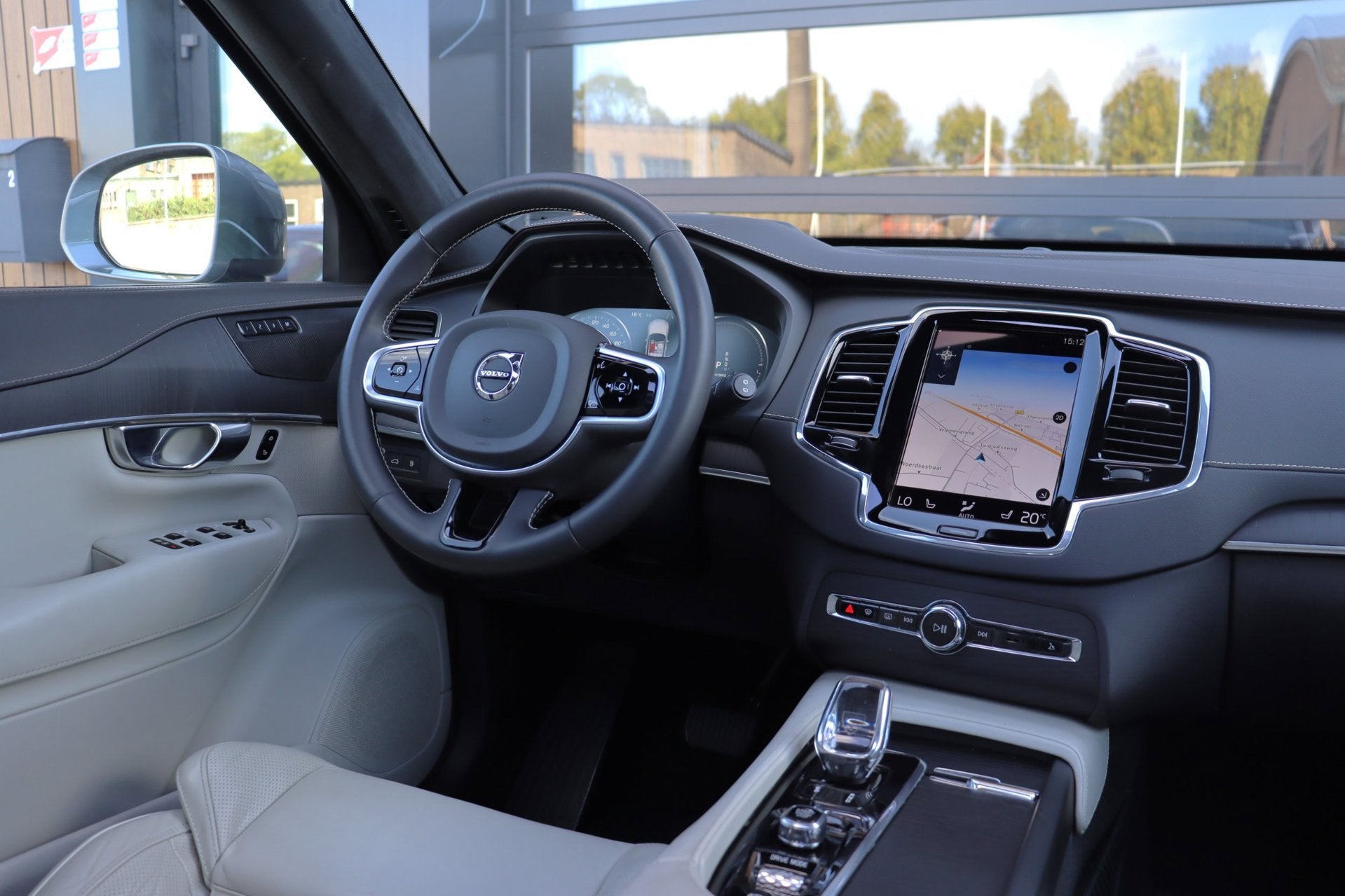 Foto 7 van Volvo XC90 2.0 T8 Twin Engine AWD Inscription Intro Edition