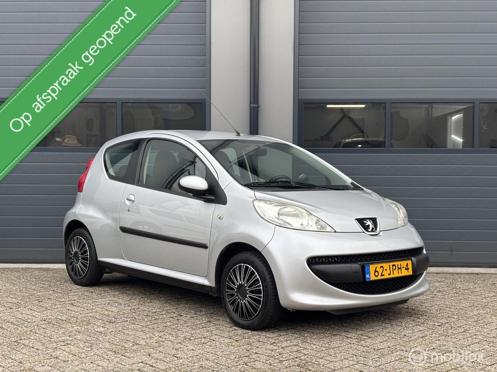 Peugeot 107 1.0-12V XS AUTOMAAT Uitvoering _ Bwj 2008, Auto's, 4 stoelen, 68 pk, Bedrijf, Elektrische ramen