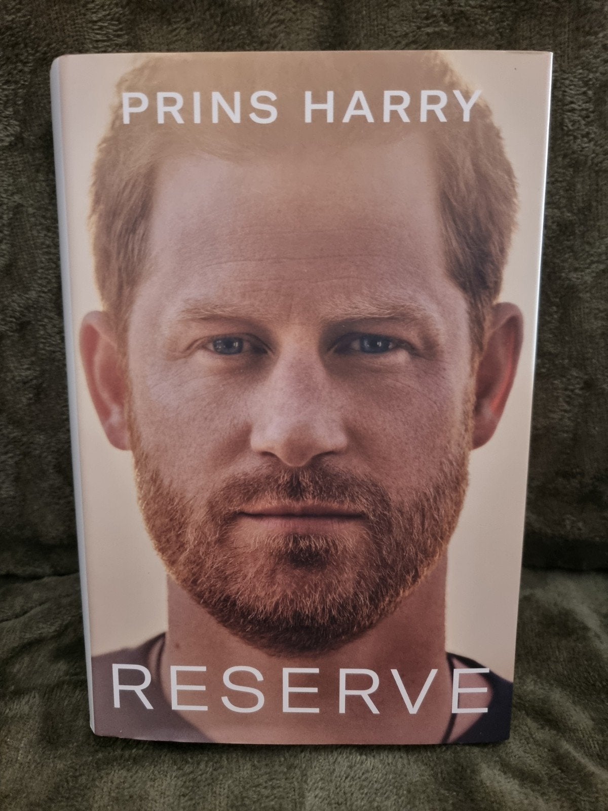 Prins Harry - Reserve (Boek), Ophalen, Zo goed als nieuw, Prins Harry, Film, Tv en Media