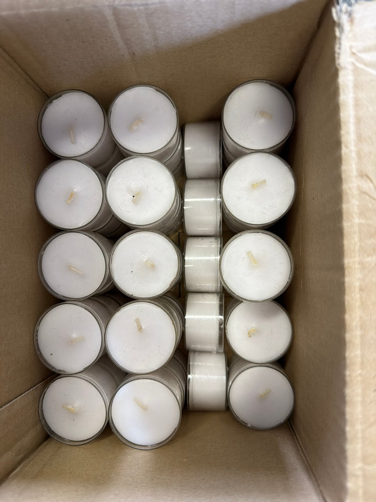 50 stuks kleine theelichtjes, Wit, Ophalen of Verzenden, Nvt, Kaars