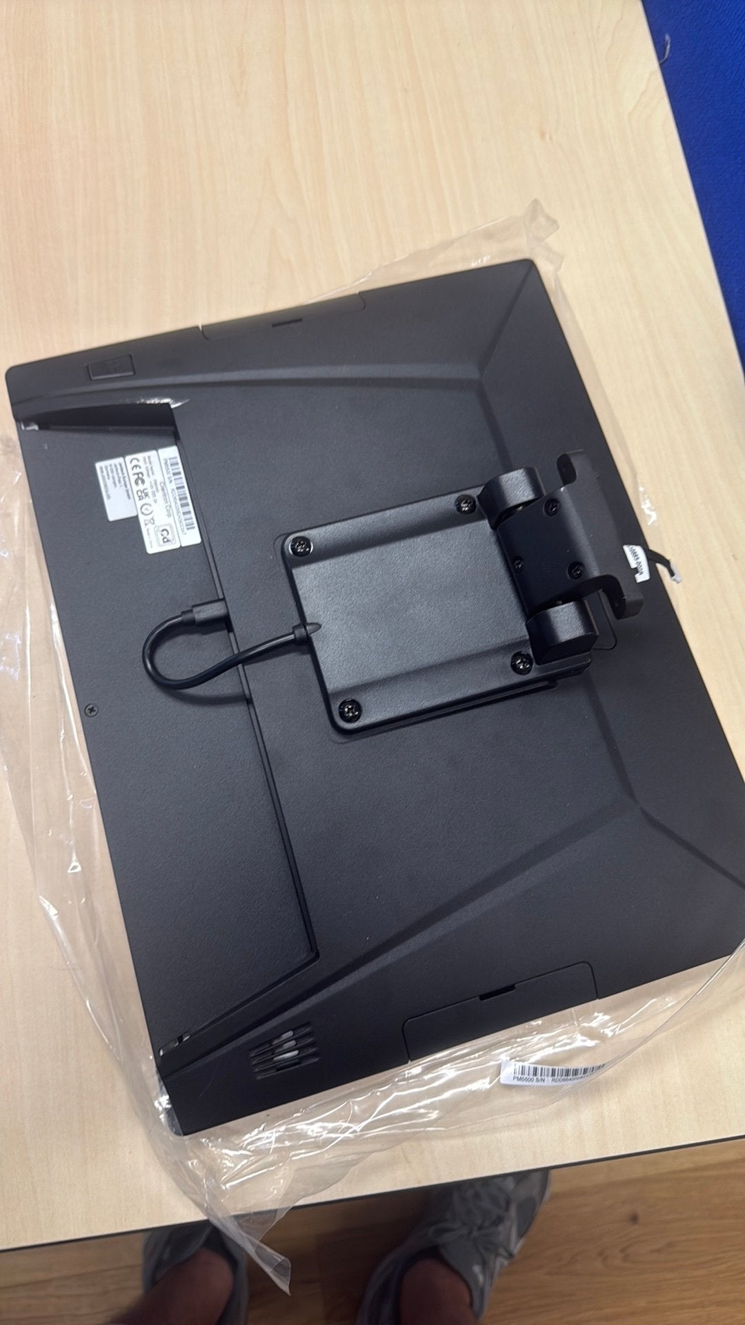 Colormetrics customer display, 15,6'' (16D010445B), Ophalen, Colormetrics, Info@colormetrics.info, Braugasse 5, 35390 Gießen, Duitsland