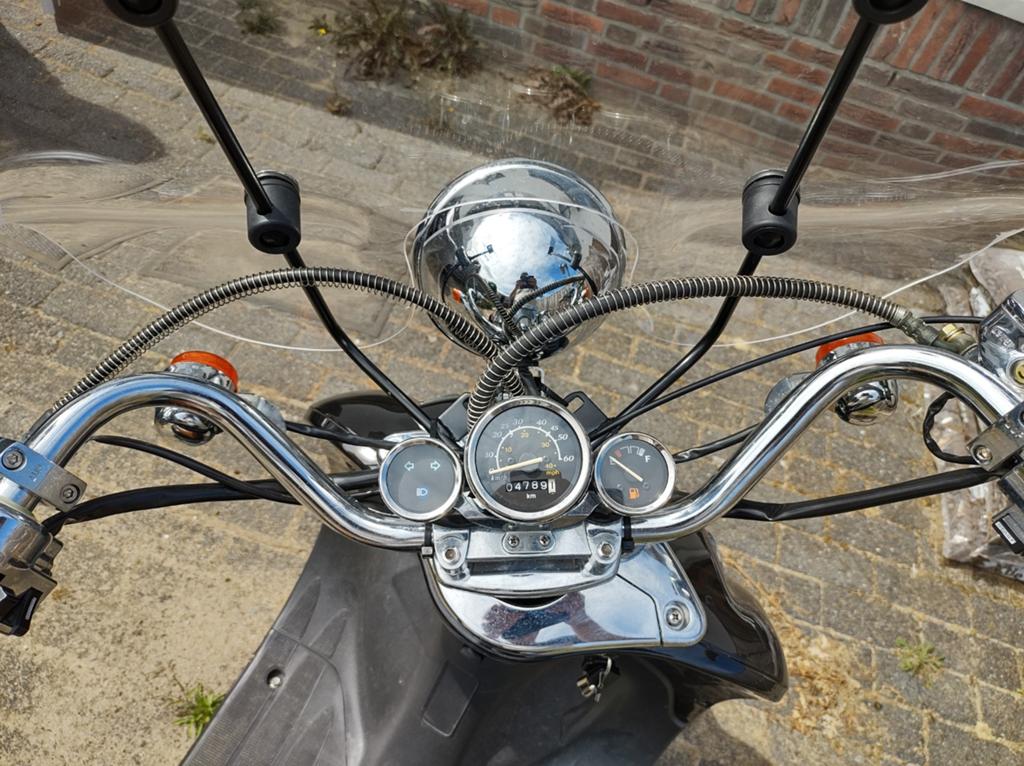 Retro Scooter 2011 - Zwart met bruin zadel, Ophalen of Verzenden, Gebruikt