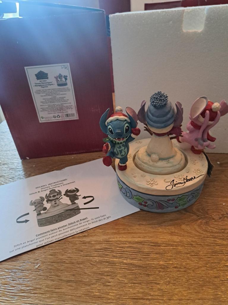 Disney tradition Stitch en Angel gesigneerd exemplaar, Ophalen of Verzenden, Overige figuren, Nieuw, Beeldje of Figuurtje