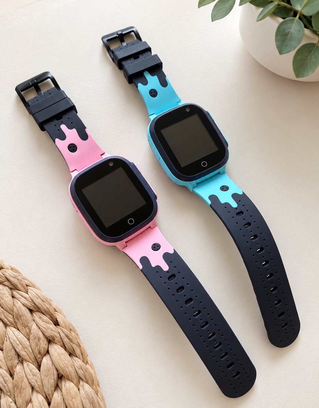 Kinder smartwatch - NIEUW in doos!, Ophalen of Verzenden, Zo goed als nieuw, Jongen of Meisje