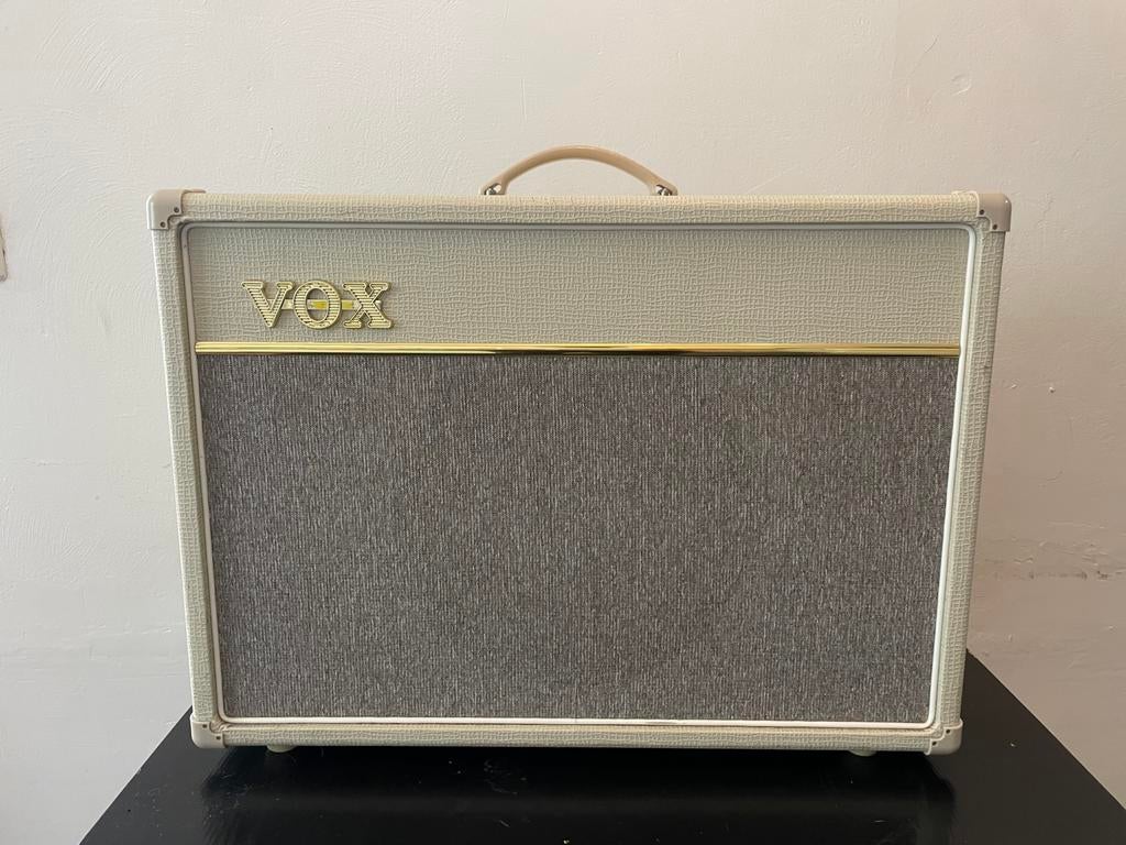 VOX AC15C1 - Limited Edition Cream - buizenversterker, Muziek en Instrumenten, Ophalen, Gebruikt, Gitaar, Minder dan 50 watt