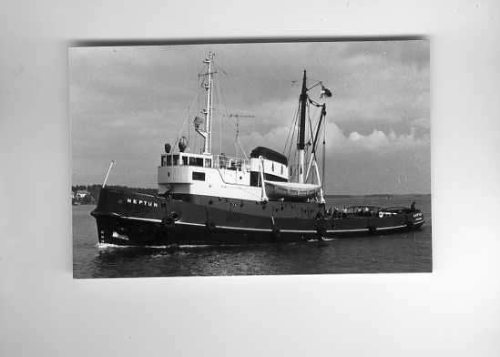 scheepvaart-foto-neptun, Ophalen of Verzenden, Zo goed als nieuw, Motorboot, Boek of Tijdschrift