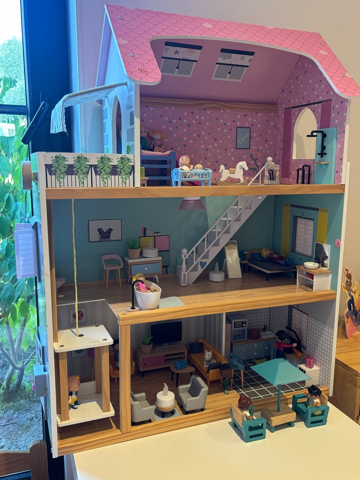 Prachtig Poppenhuis in Uitstekende Staat, Ophalen of Verzenden, Zo goed als nieuw, Poppenhuis