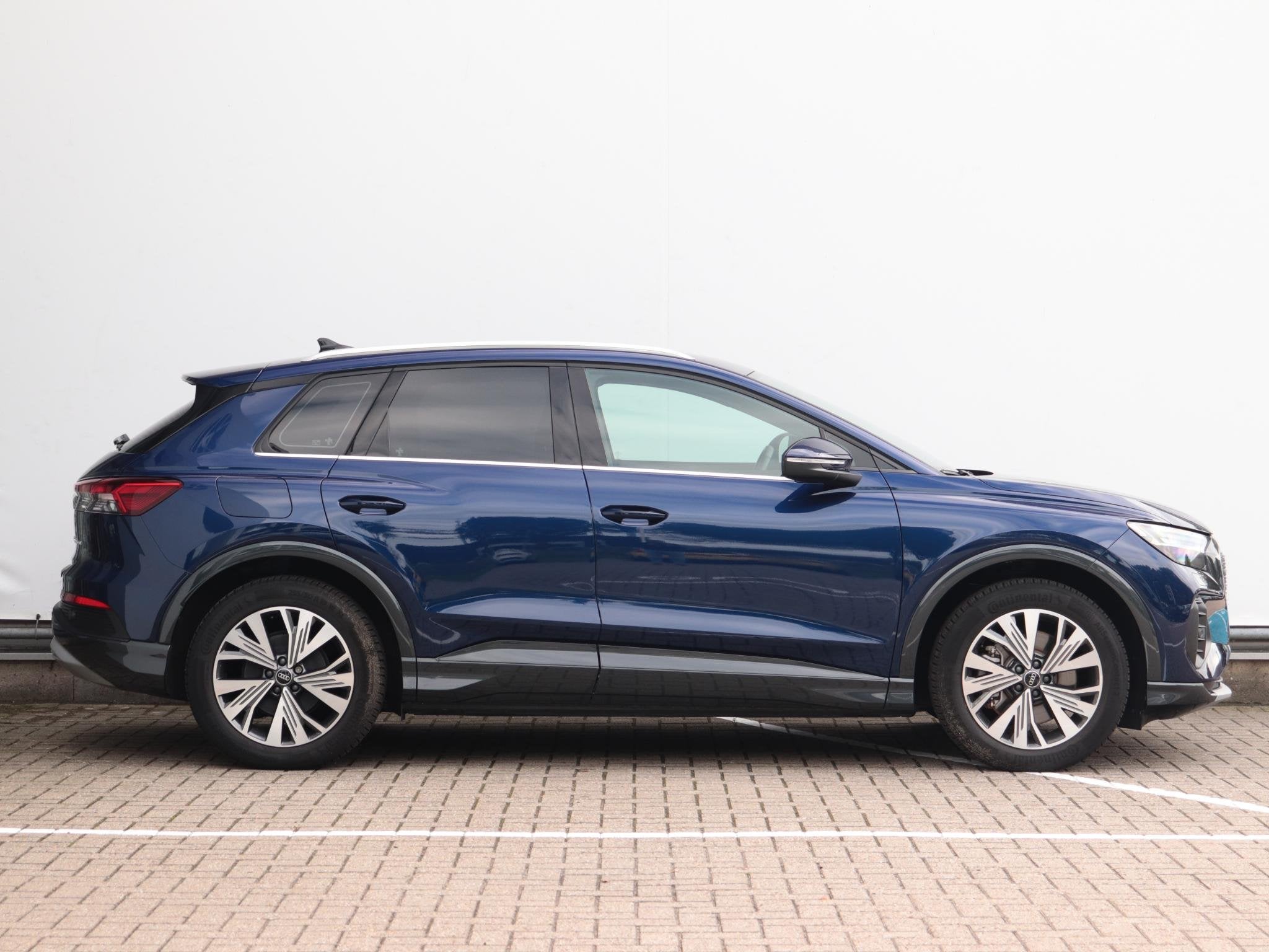Audi Q4 e-tron 45 Advanced edition 82 kWh | SOH 97.1% | Adap, Auto's, Automaat, Gebruikt, Zwart, 82 kWh