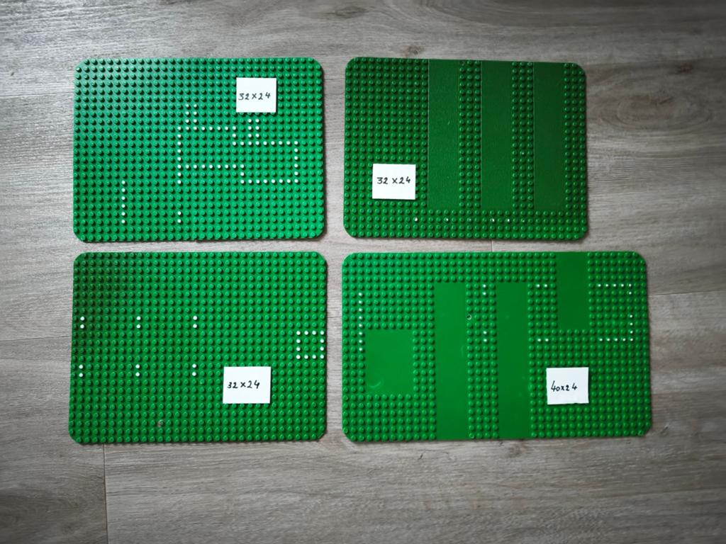 4 Lego bouwplaten grondplaten groen met studs, Lego, Ophalen of Verzenden, Grondplaat, City