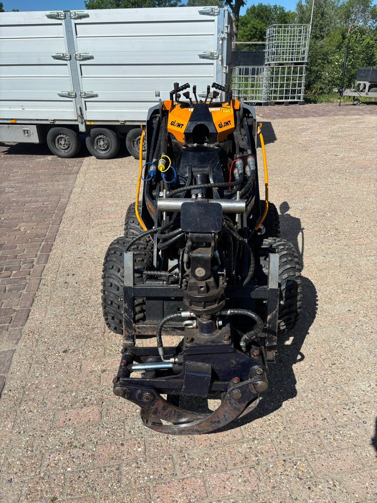 Giant SK252D 2023 Wiellader met diverse aanbouwdelen, Ophalen, Wiellader of Shovel