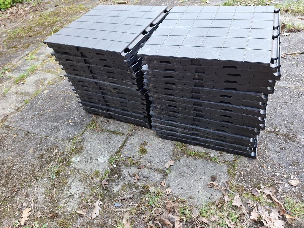 30 stuks Isabella voortent tegels 50cm x 50xcm, Ophalen