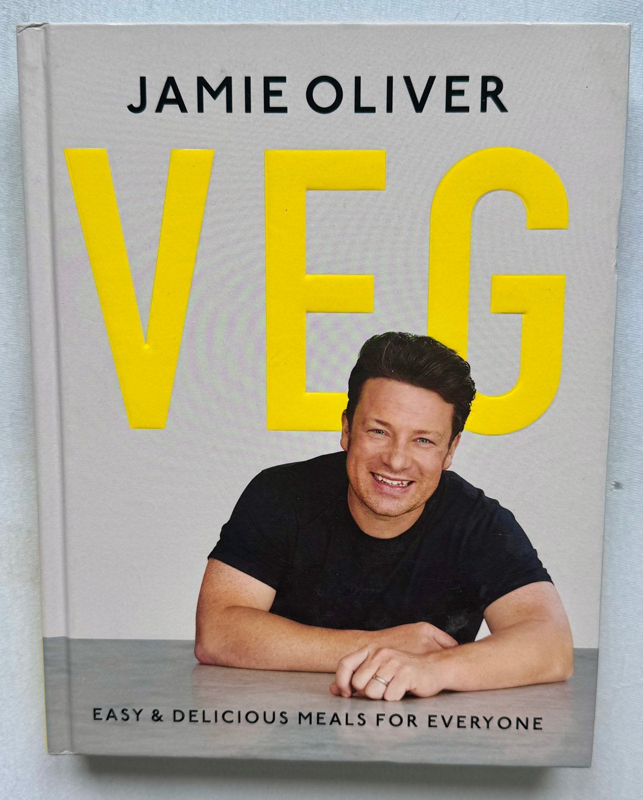 Jamie Oliver VEG (nieuw, Engelstalig), Ophalen of Verzenden, Zo goed als nieuw, Italië