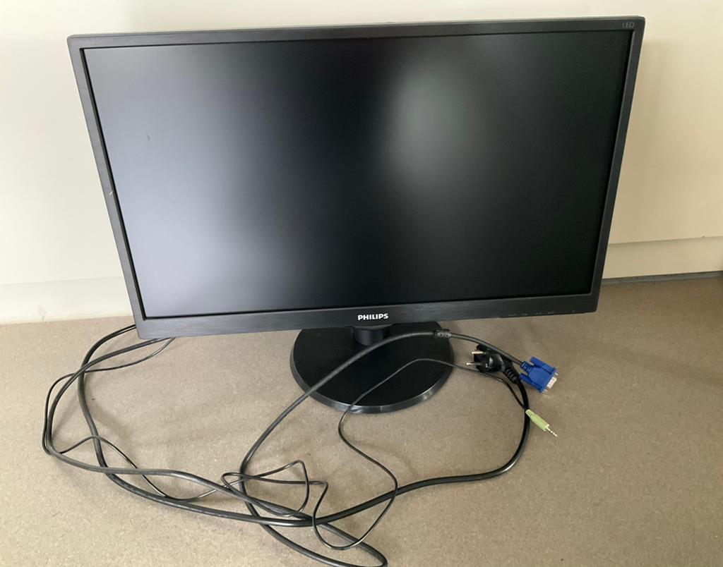Beeldscherm Philips, Computers en Software, Monitoren, Gebruikt, IPS, Kantelbaar, Full HD