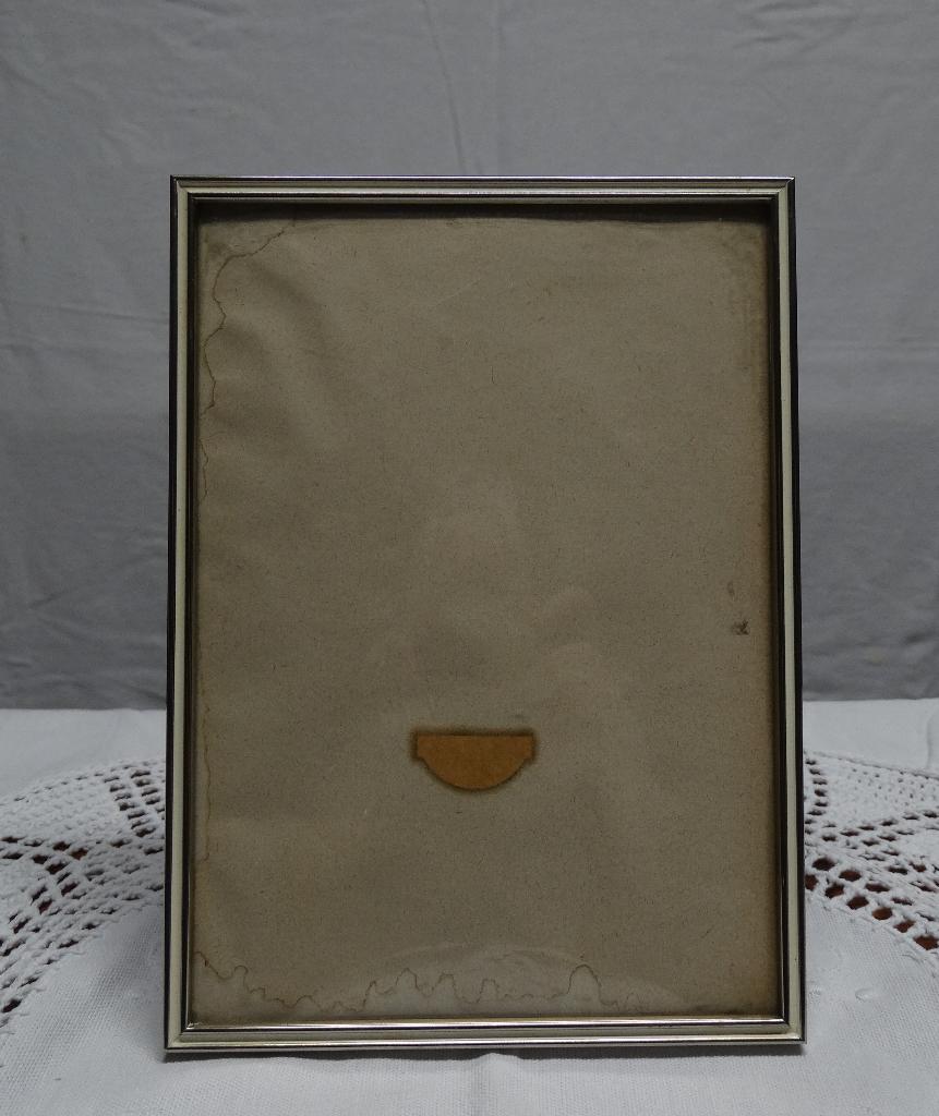 Oude fotolijstje bolglas zilverkleur / nr.54, Ophalen of Verzenden, Gebruikt