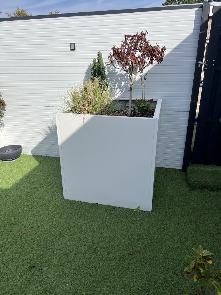 Mooie witte plantenbakken gecoat staal, Tuin en Terras, Ophalen, 100 cm of meer, Zo goed als nieuw, Metaal