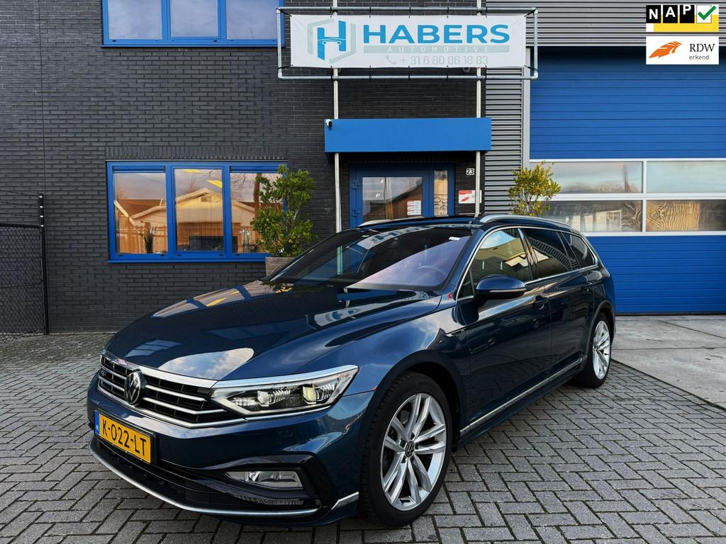 Volkswagen Passat Variant 1.5 TSI R-Line Business + 150PK|La, Auto's, 730 kg, 4 cilinders, 150 pk, Blauw