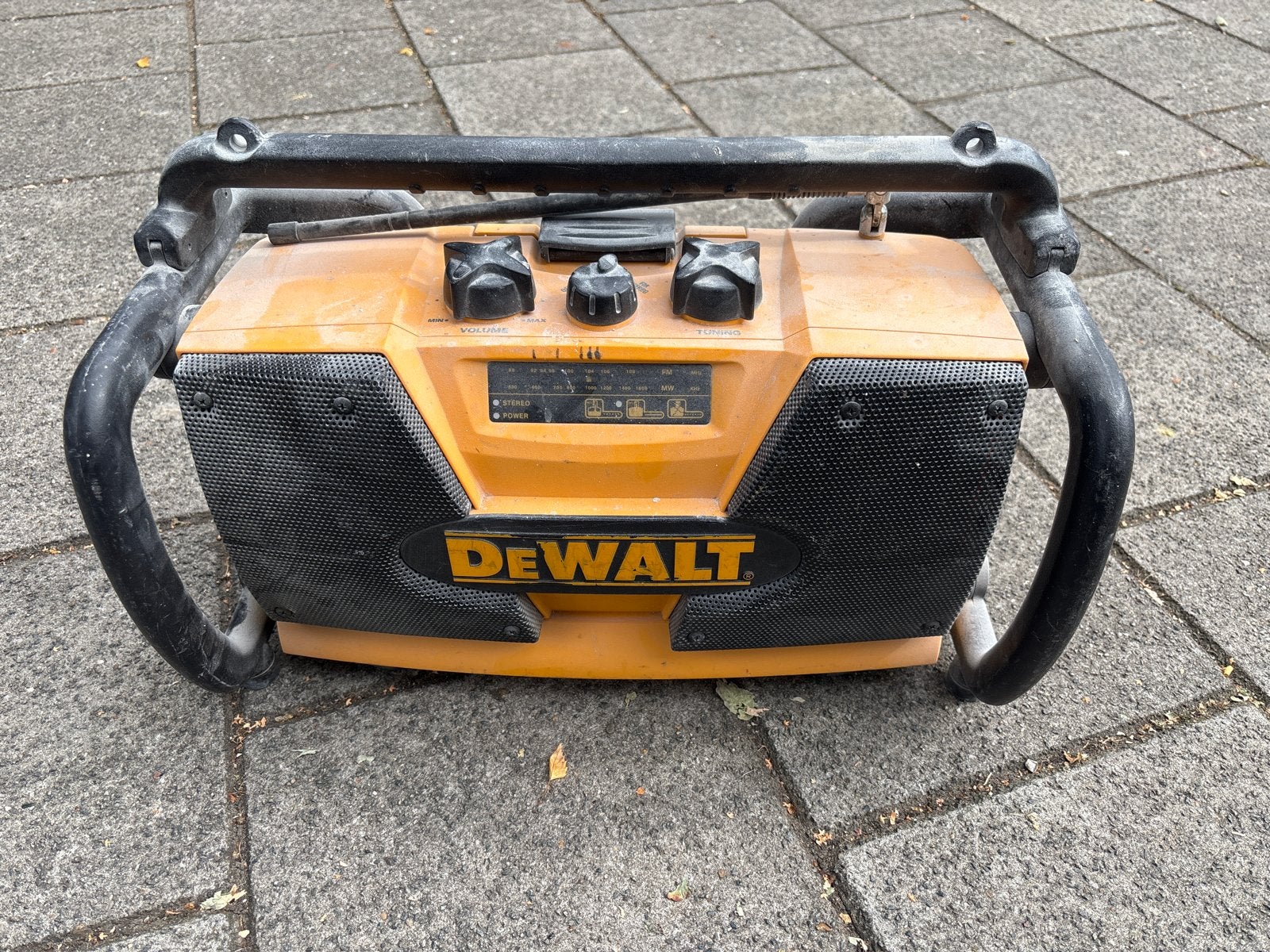 DeWalt Bouwradio - Robuust en Betrouwbaar