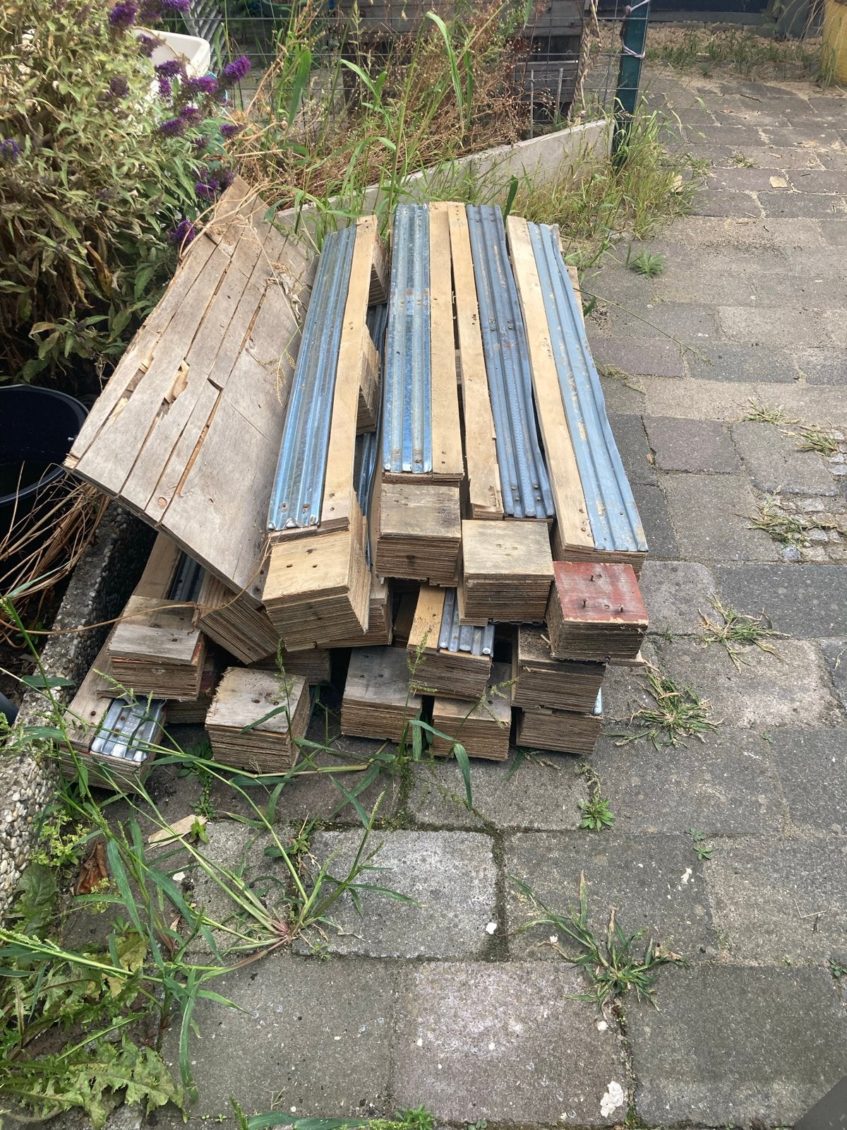 Gebruikte pallets en houten planken, Doe-het-zelf en Verbouw, Hout en Planken, Gebruikt, Ophalen of Verzenden, 50 mm of meer, Pallet