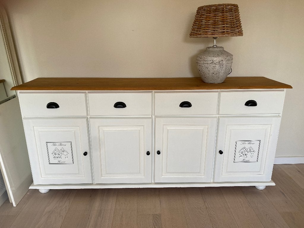 River House Dressoir met 4 deuren en 4 lades, Ophalen, Gebruikt, Met lade(s), 150 tot 200 cm