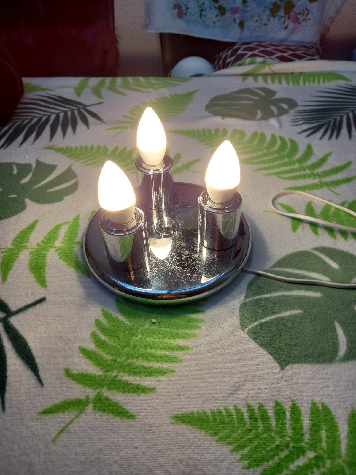 Vintage chromen plafondlamp van LEOLA, jaren '70., Gebruikt, Vintage, E14 (klein), Ophalen of Verzenden