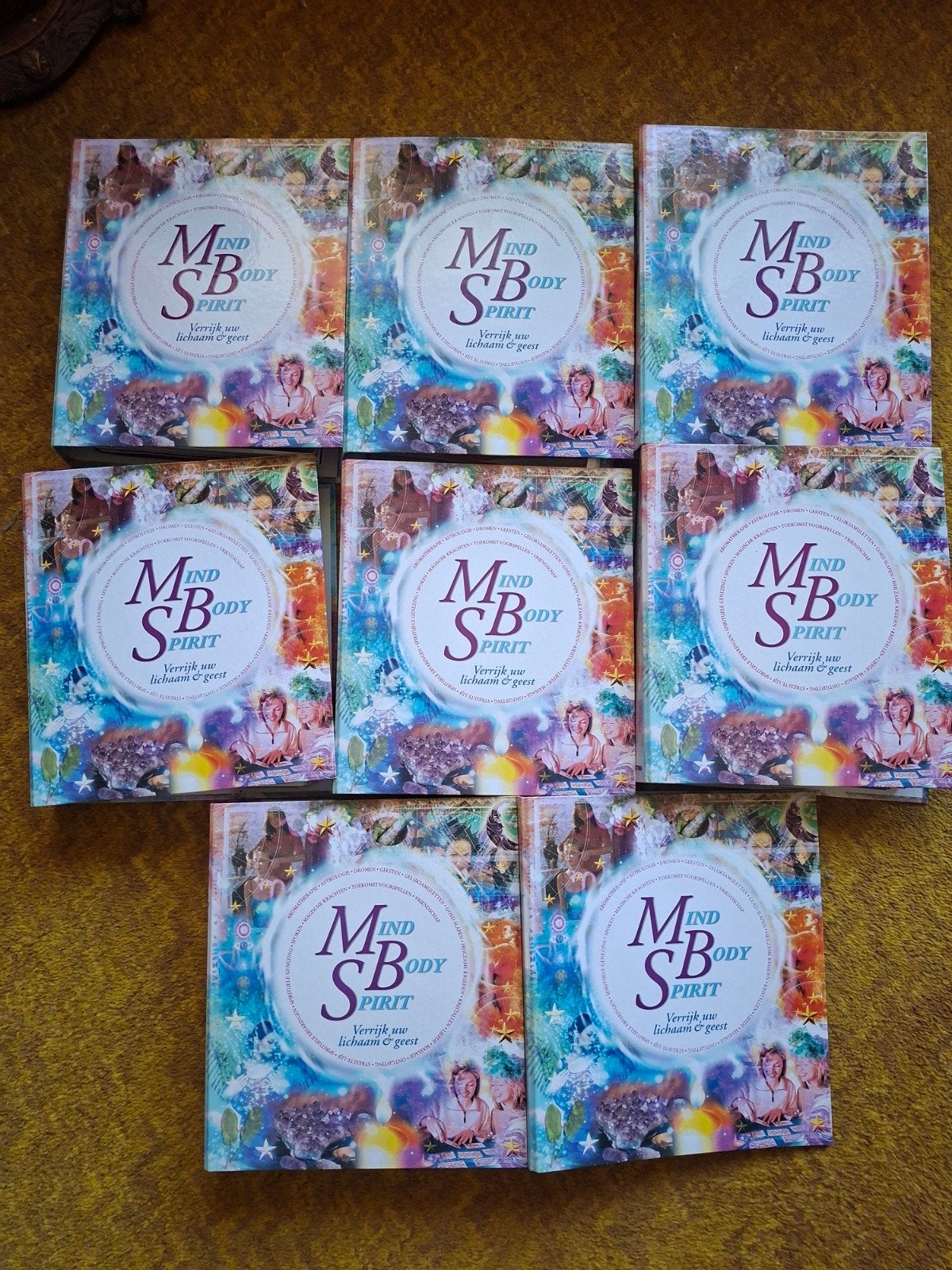 Complete Mind Body Spirit set (8 banden, 6 dozen), Ophalen, Zo goed als nieuw, Instructieboek, Overige onderwerpen