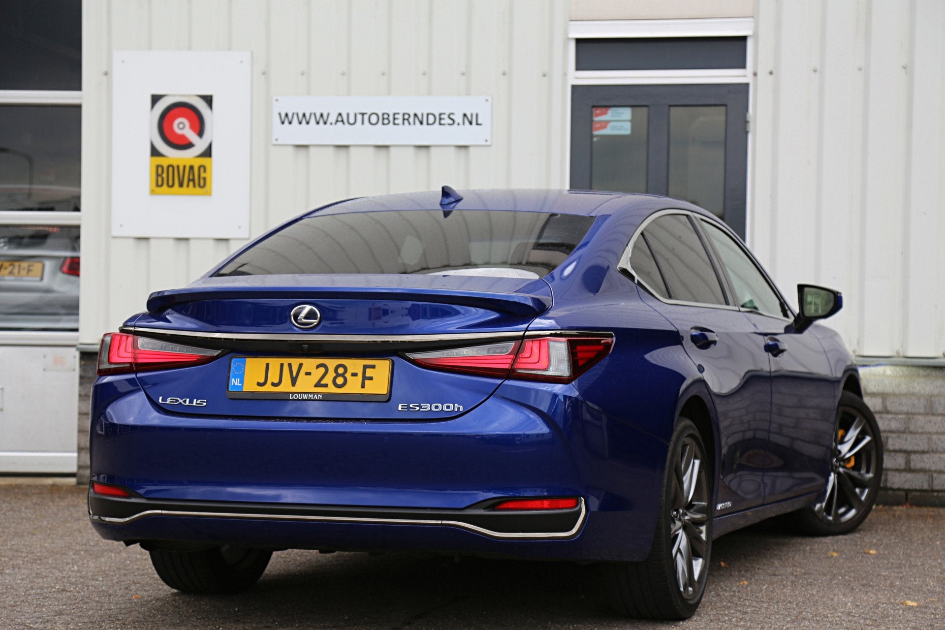 Lexus ES 300h F Sport *Lexus fabrieksg.t/m07-2031*Perfect Le, 12 maanden, Gebruikt, 4 cilinders, Leder