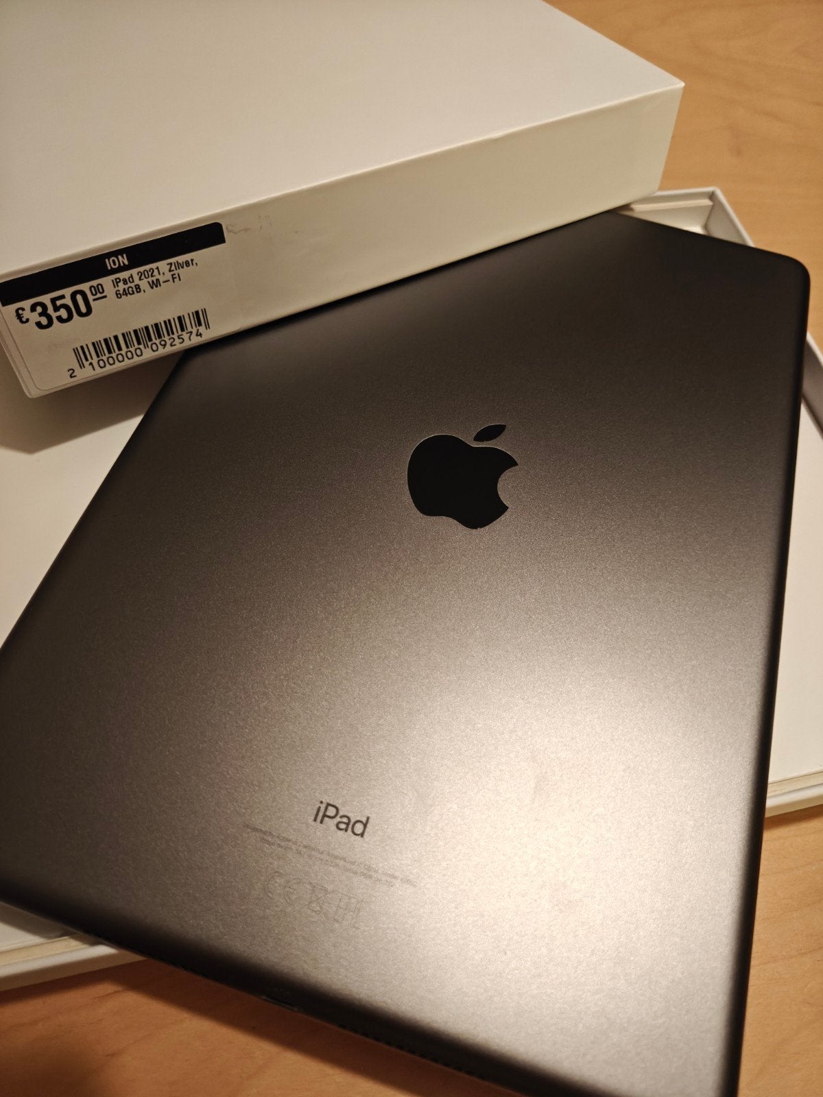 Apple iPad 2021, Zilver, 64GB, Wi-Fi, Computers en Software, 10 inch, Apple iPad, Refurbished, Ophalen of Verzenden