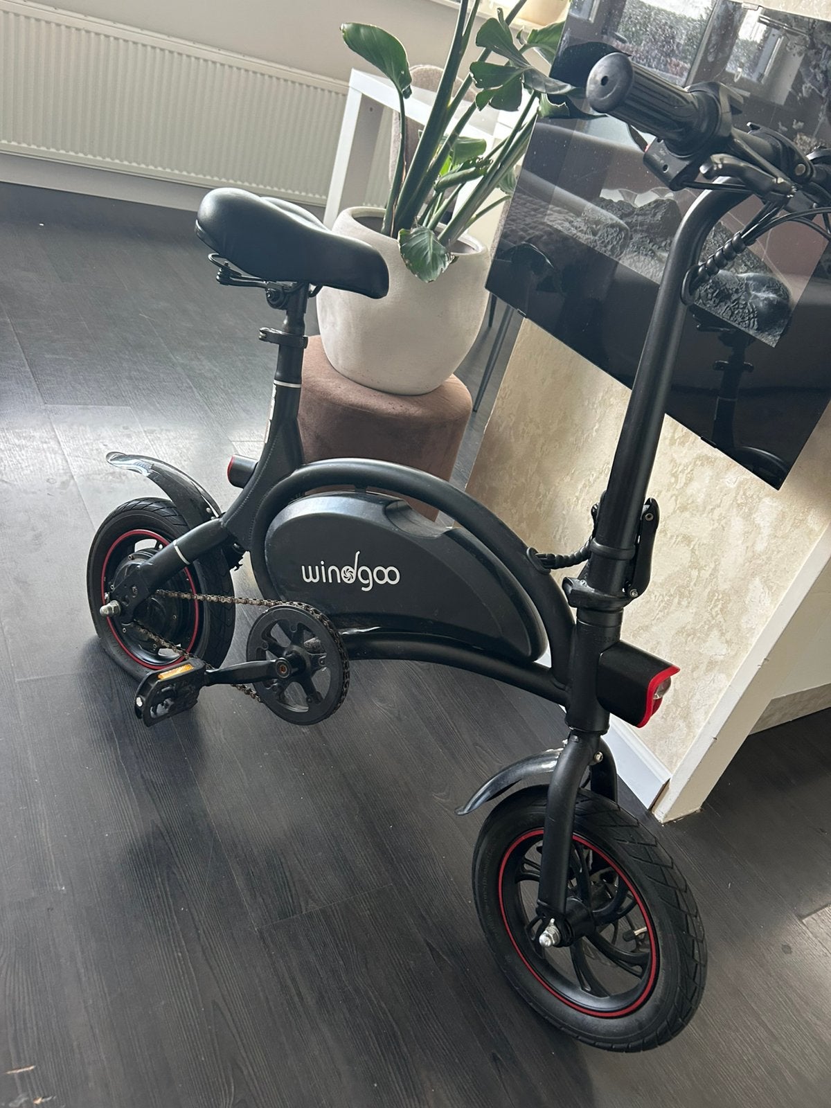 Windgoo, Minder dan 30 km per accu, Gebruikt, Minder dan 47 cm, Ophalen