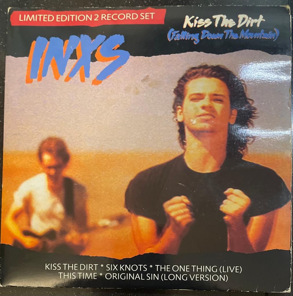 Single INXS - Kiss The Dirt (+ EXTRA single) 1986 UK, Cd's en Dvd's, Vinyl Singles, Limited edition, 7 inch, Single, Ophalen of Verzenden