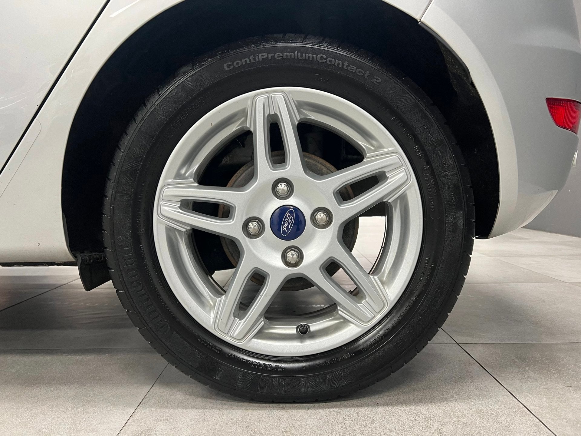 Foto 10 van Ford Fiesta 1.0 Airco | Parkeersensoren | Led