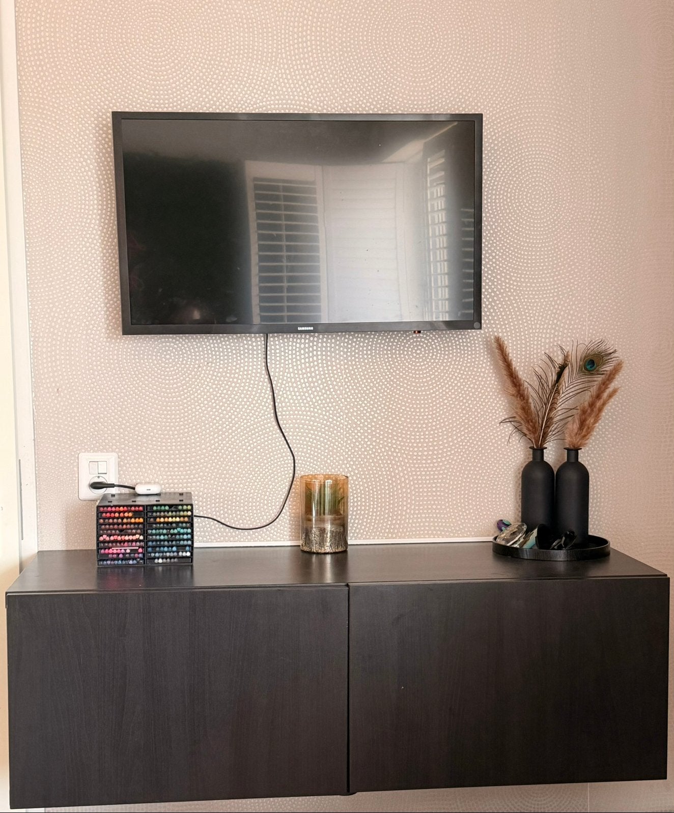 IKEA BESTÅ Kast met deuren, zwartbruin, 120x42x38 cm, Ophalen, 100 tot 150 cm, Zo goed als nieuw, Minder dan 100 cm