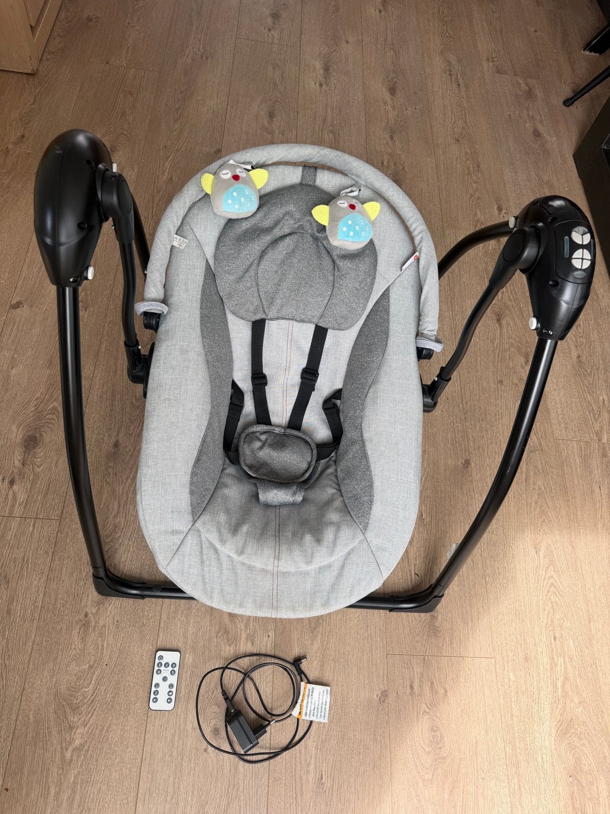 Baby Schommelstoel met Afstandsbediening, Ophalen of Verzenden, Zo goed als nieuw