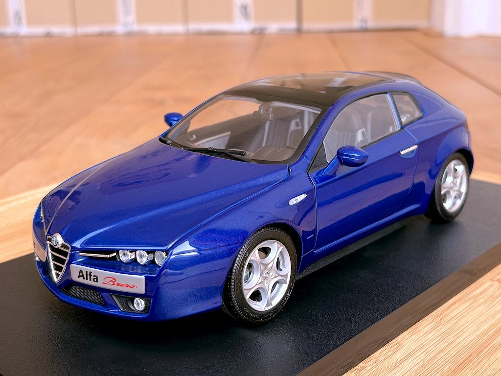Alfa Romeo Brera blauw 1:18 Norev zgan in doos ovp zeldzaam, Hobby en Vrije tijd, Ophalen of Verzenden, Zo goed als nieuw, Auto
