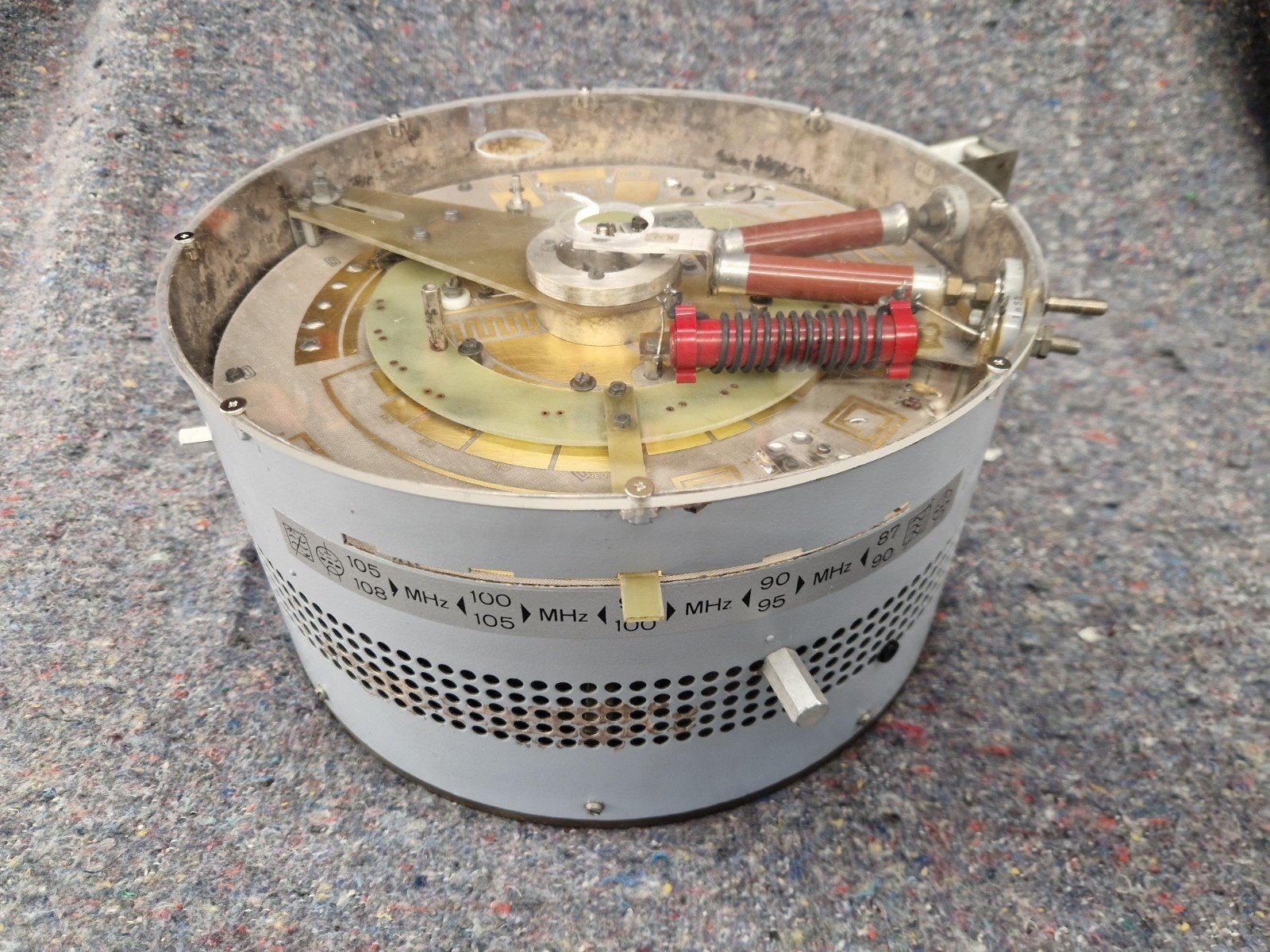 Rohde & Schwarz Buisvoet, Telecommunicatie, Ophalen of Verzenden, Zender